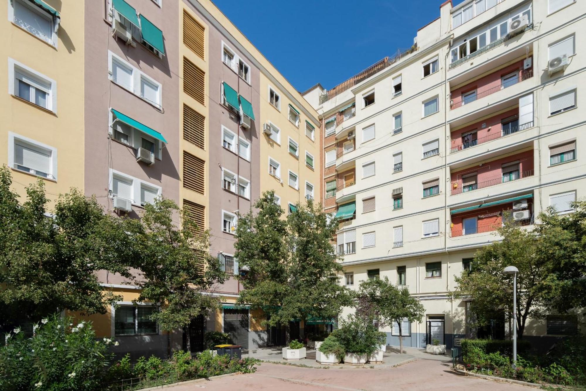 Ferienwohnung Lofts Reformados En El Bernabeu Alquiler Temporal Madrid Exterior foto
